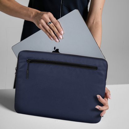 Incase Compact Sleeve 14-inch Laptop